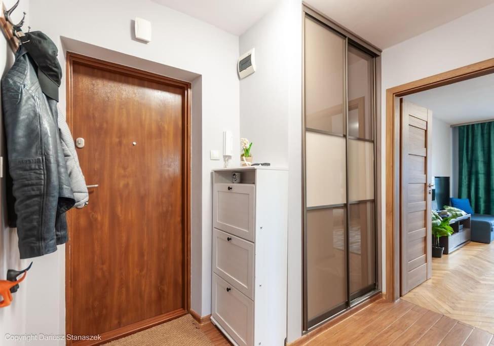 Superapart Woloska 40 Varsovia Exterior foto